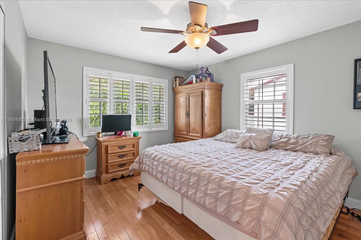 1473 Egret Rd