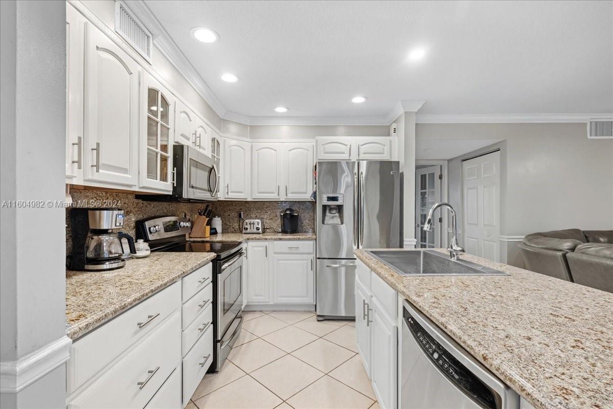 1473 Egret Rd