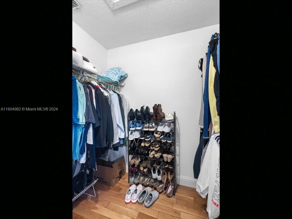 1473 Egret Rd