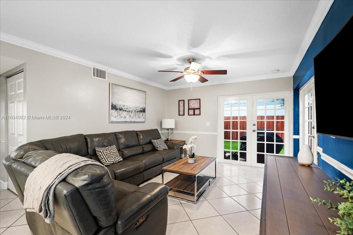 1473 Egret Rd