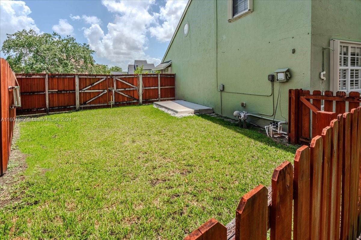 1473 Egret Rd