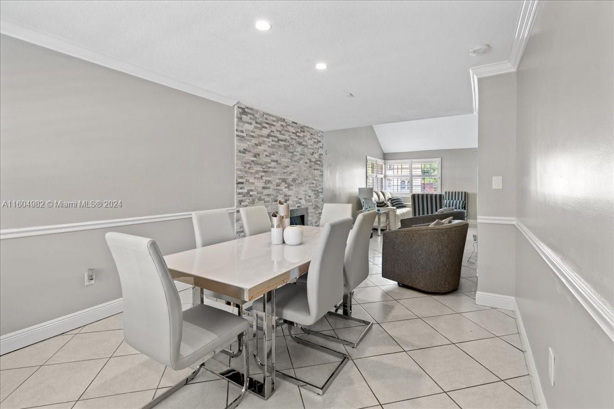 1473 Egret Rd