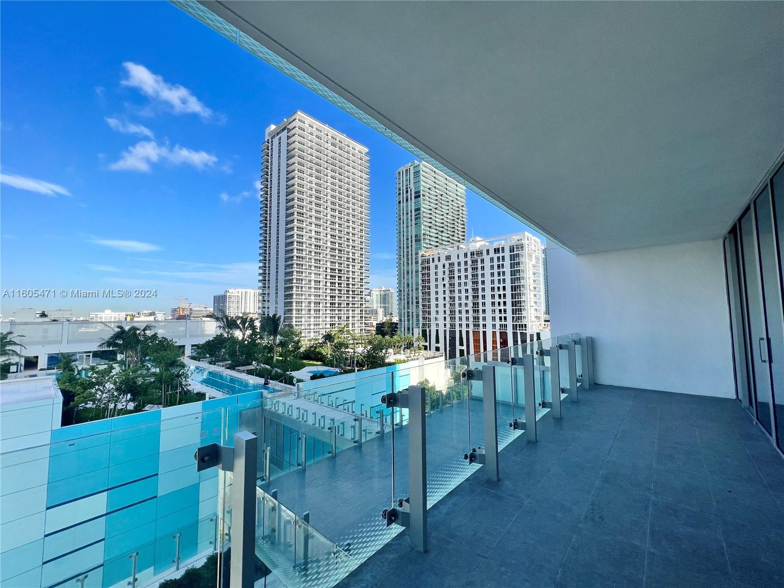 700 NE 26th Ter # 905