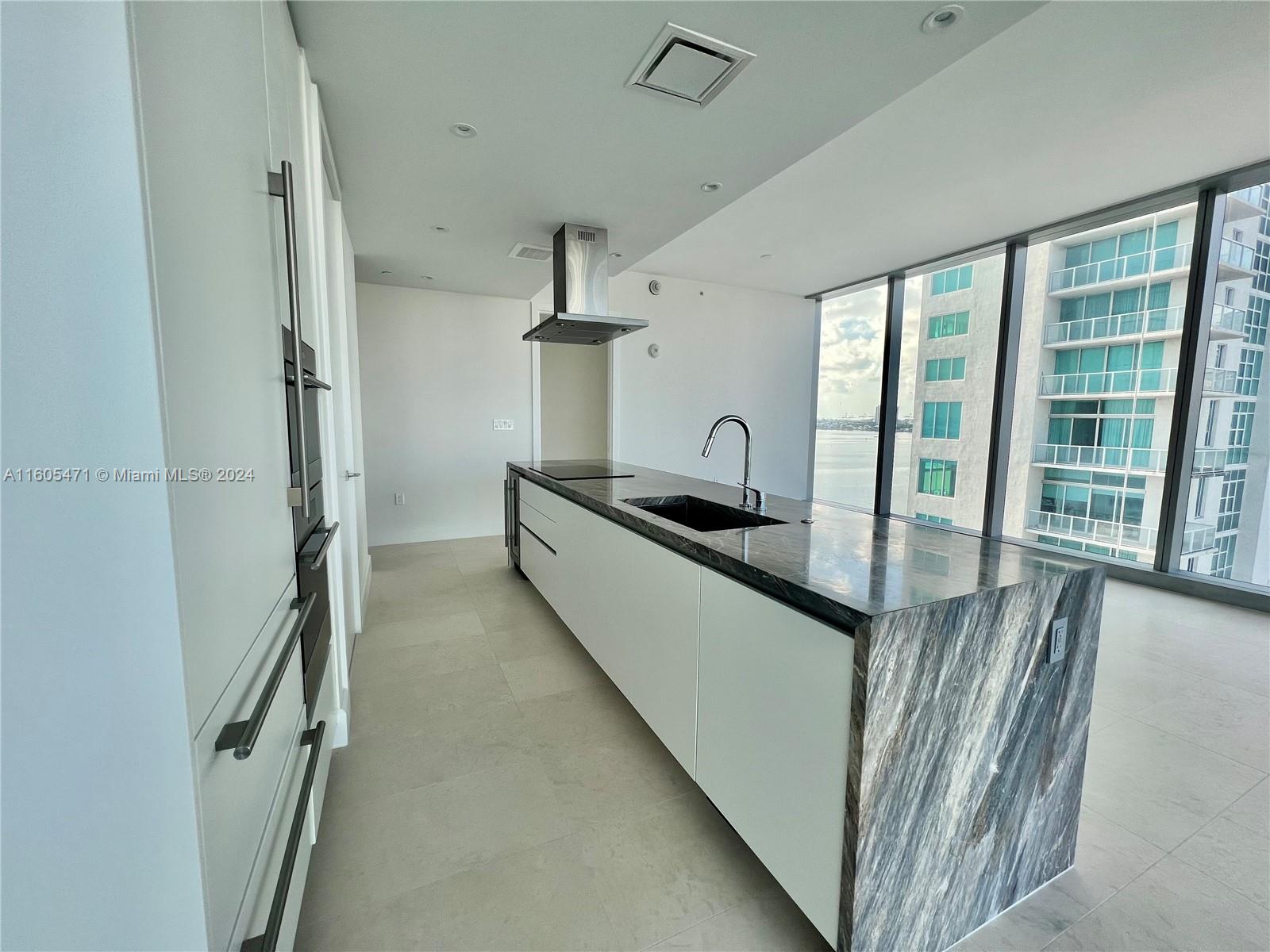 700 NE 26th Ter # 905