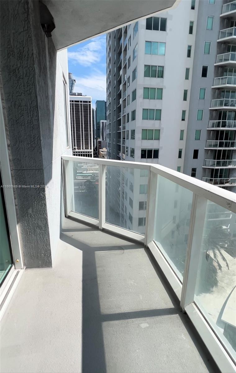 244 Biscayne Blvd # 1610