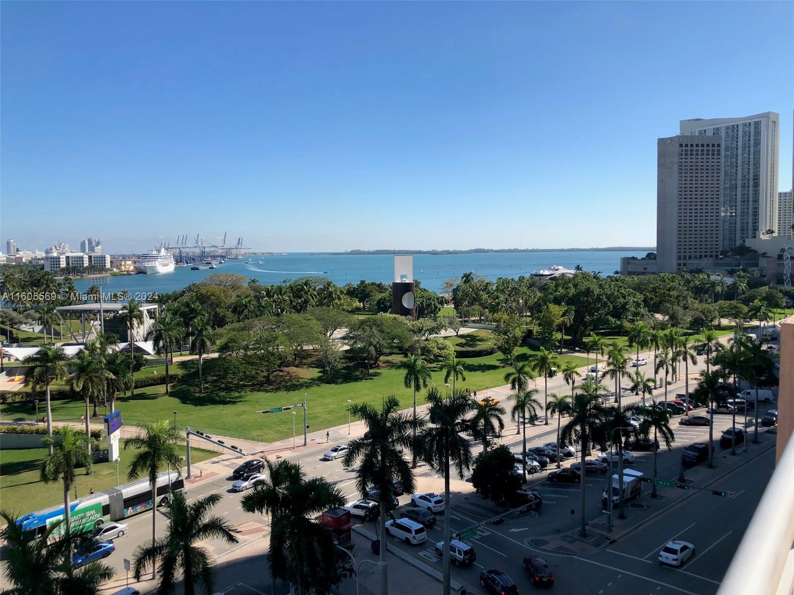 244 Biscayne Blvd # 1610