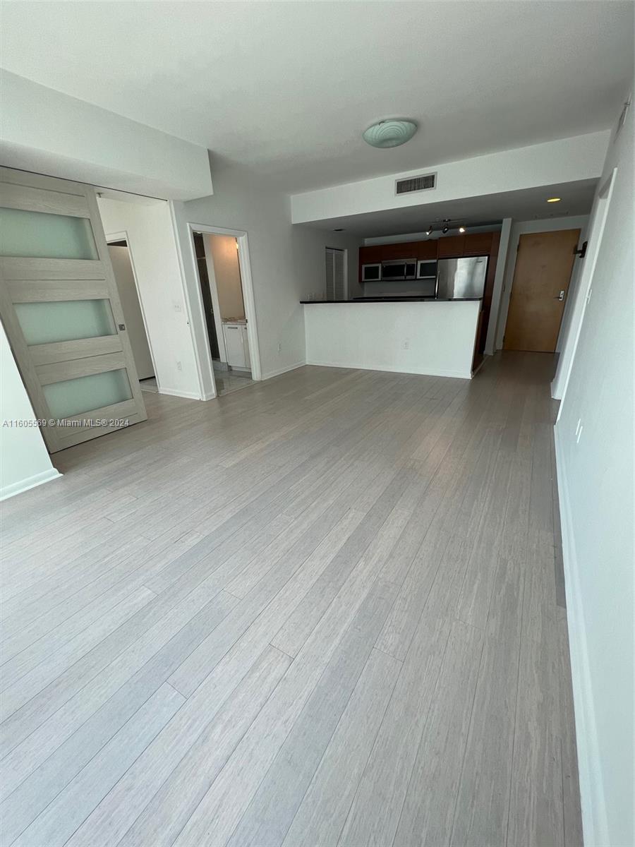 244 Biscayne Blvd # 1610