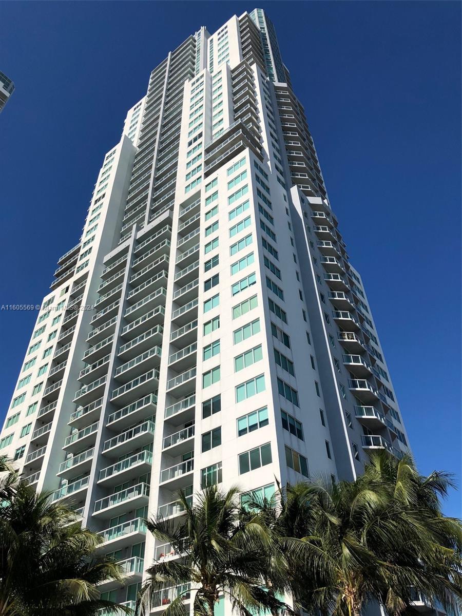 244 Biscayne Blvd # 1610