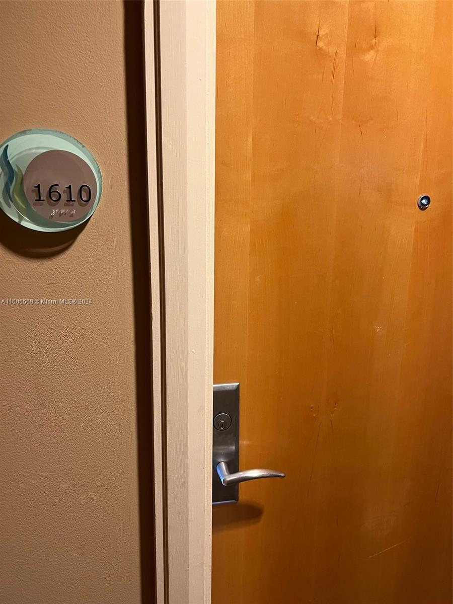 244 Biscayne Blvd # 1610