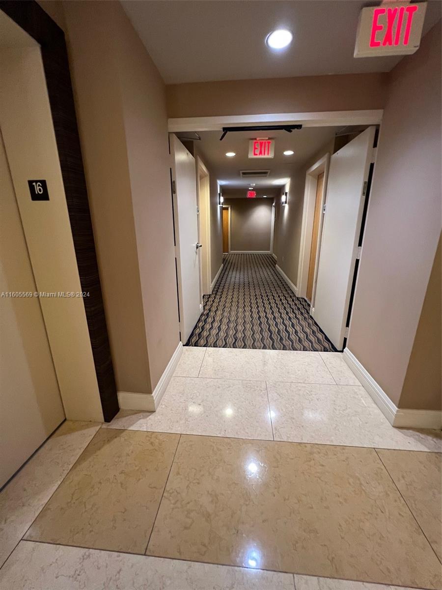 244 Biscayne Blvd # 1610