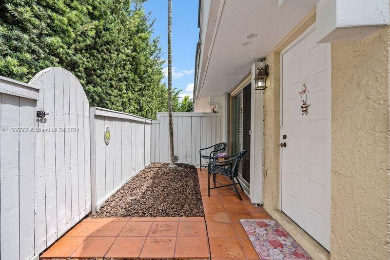 4510 SW 68th Ct Cir # 4 Unit: 20-4