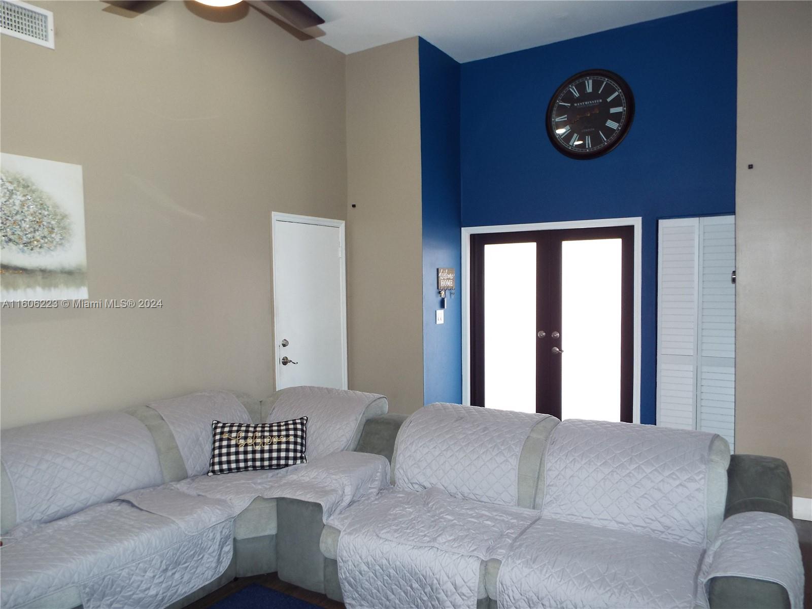 422 SW 88th PL
