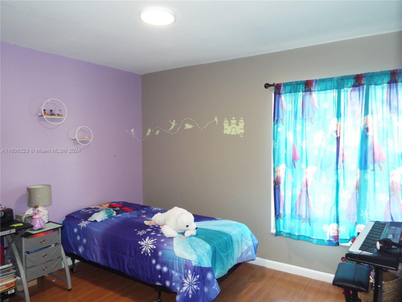 422 SW 88th PL