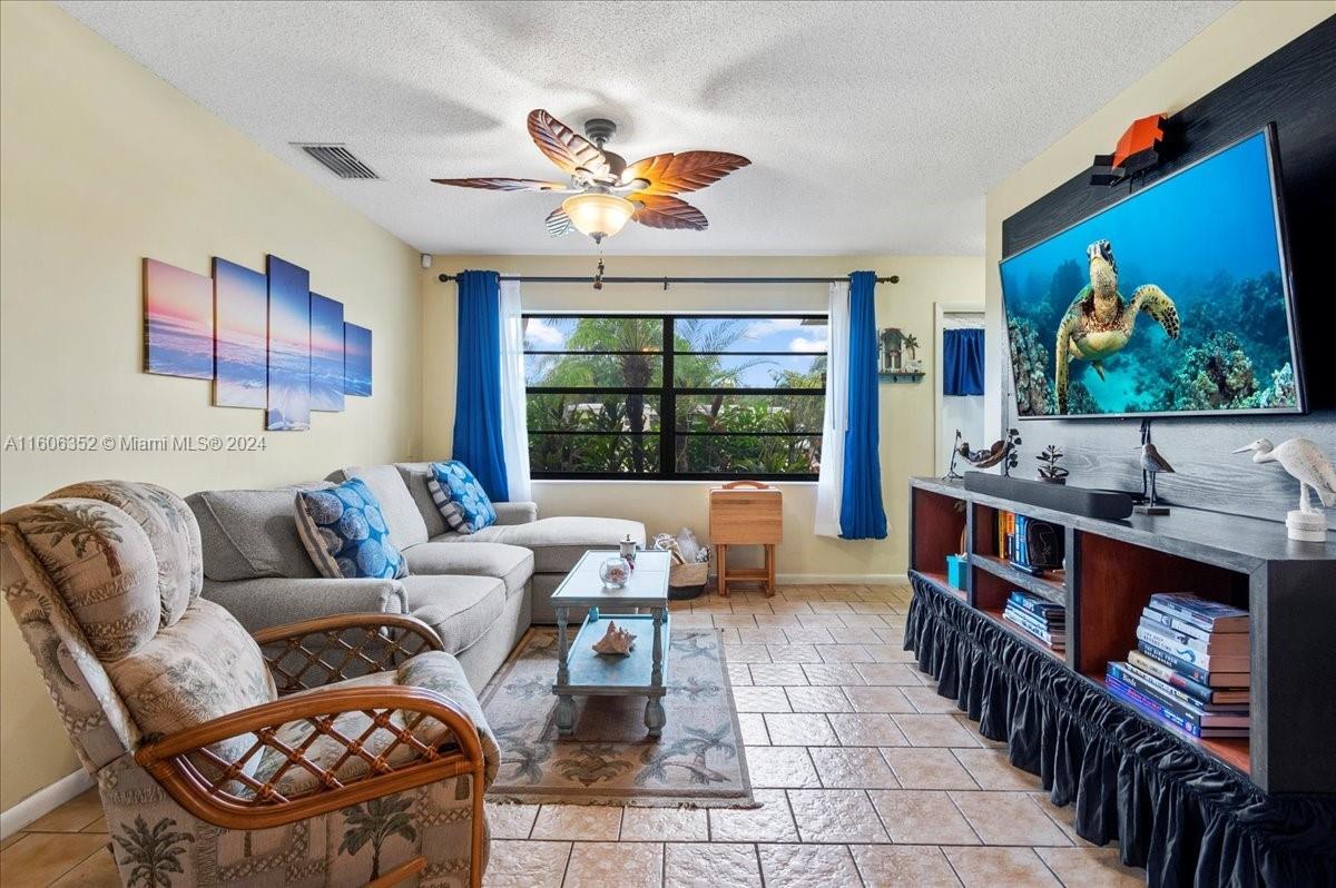 3797 Catalina Rd
