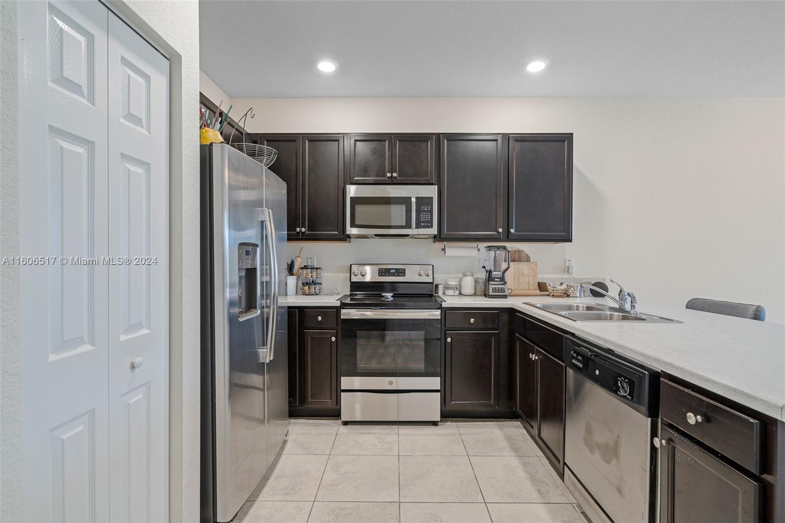 168 SE 34th Ave # 0