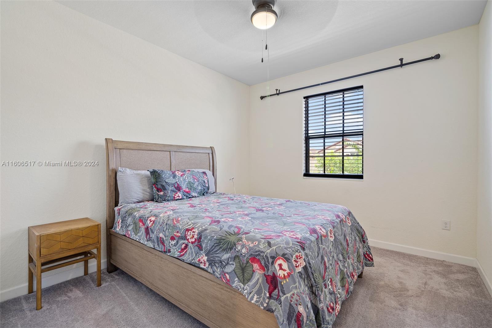 168 SE 34th Ave # 0