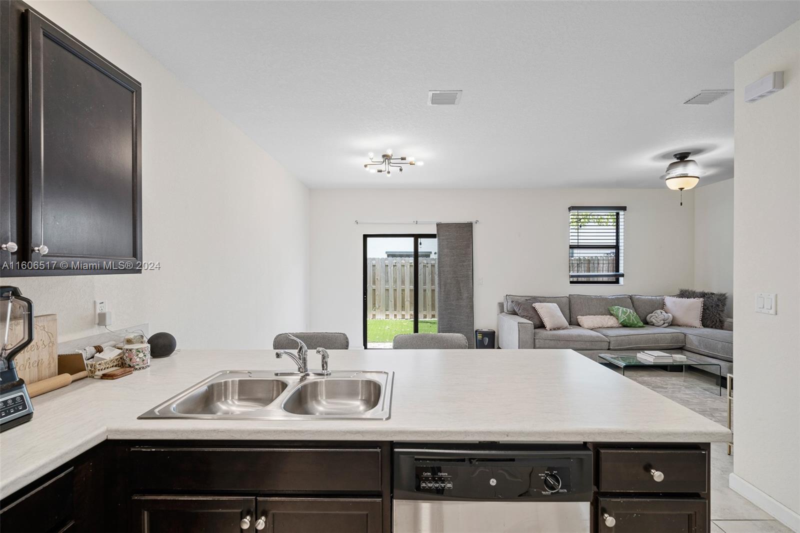 168 SE 34th Ave # 0