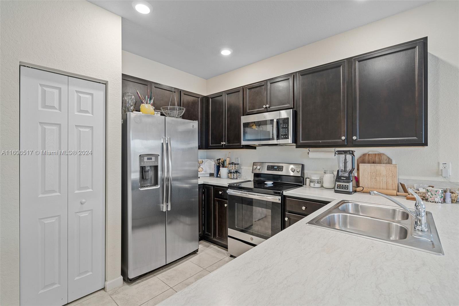 168 SE 34th Ave # 0