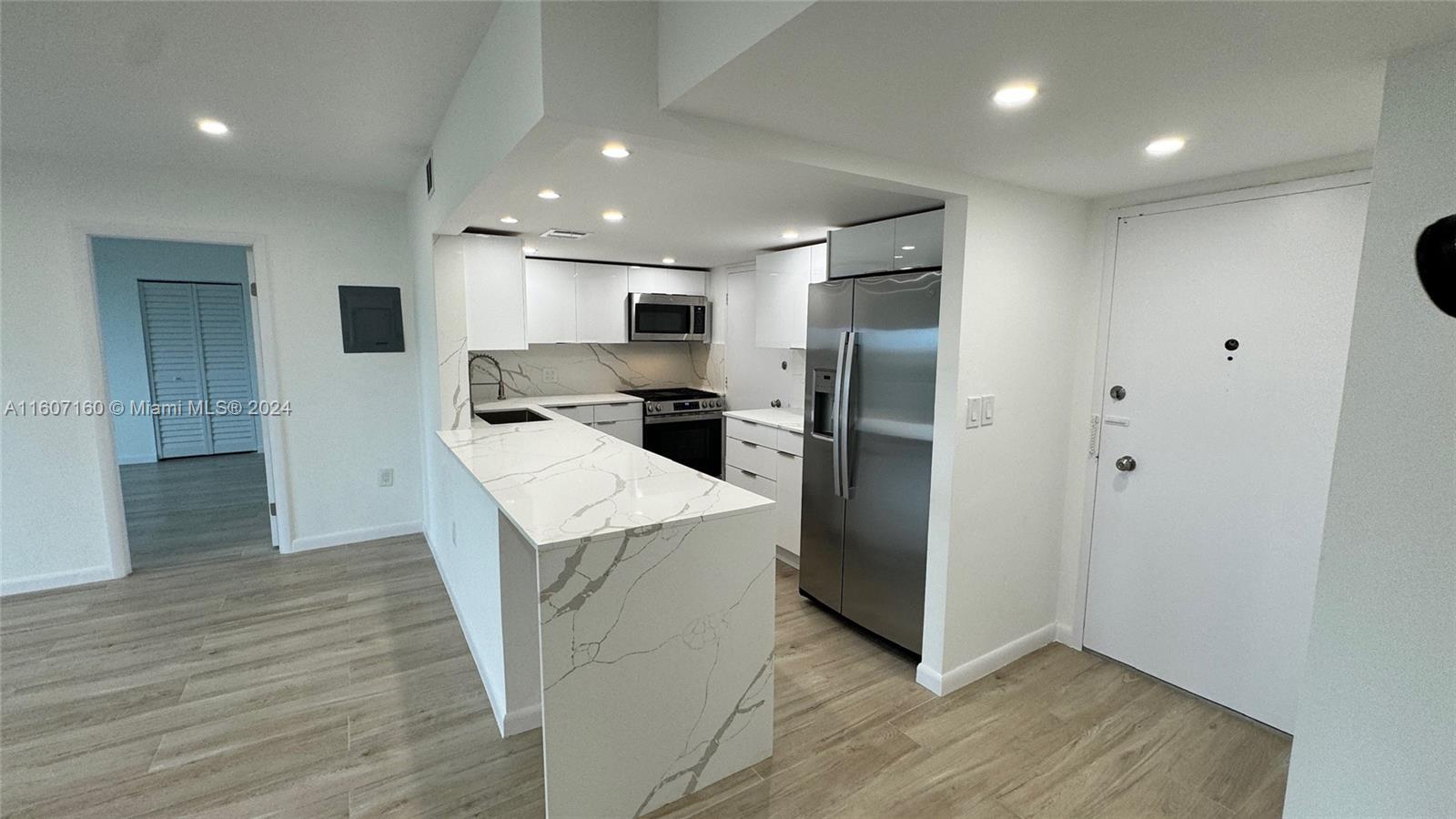 8024 Tatum Waterway Dr # 5B