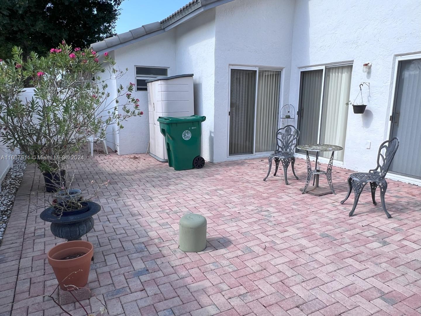 7872 NW 34th Place