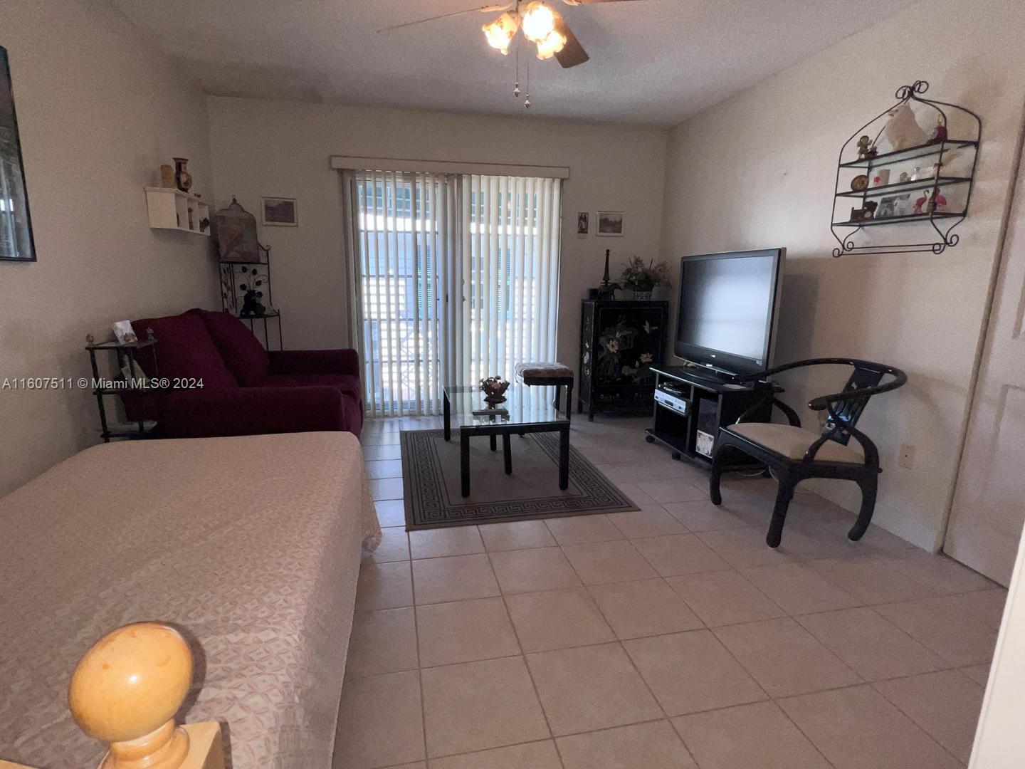 7872 NW 34th Place