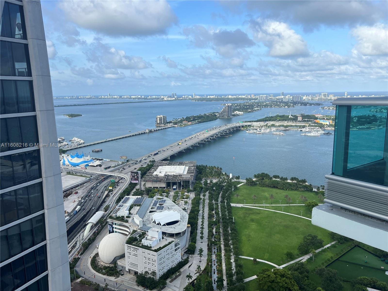 900 Biscayne Blvd # 4910