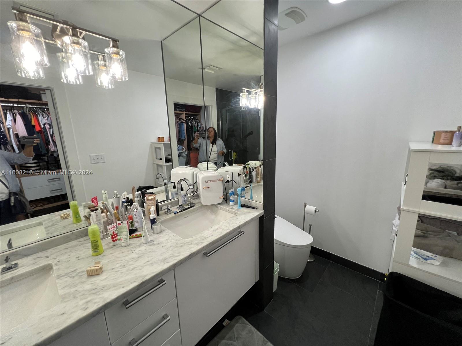 900 Biscayne Blvd # 4910