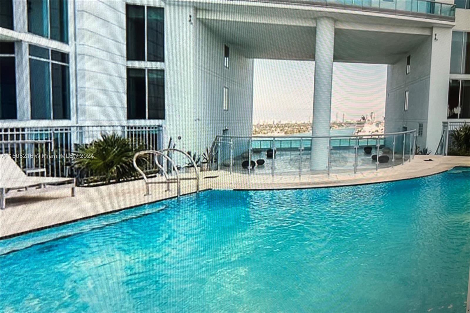 900 Biscayne Blvd # 4910