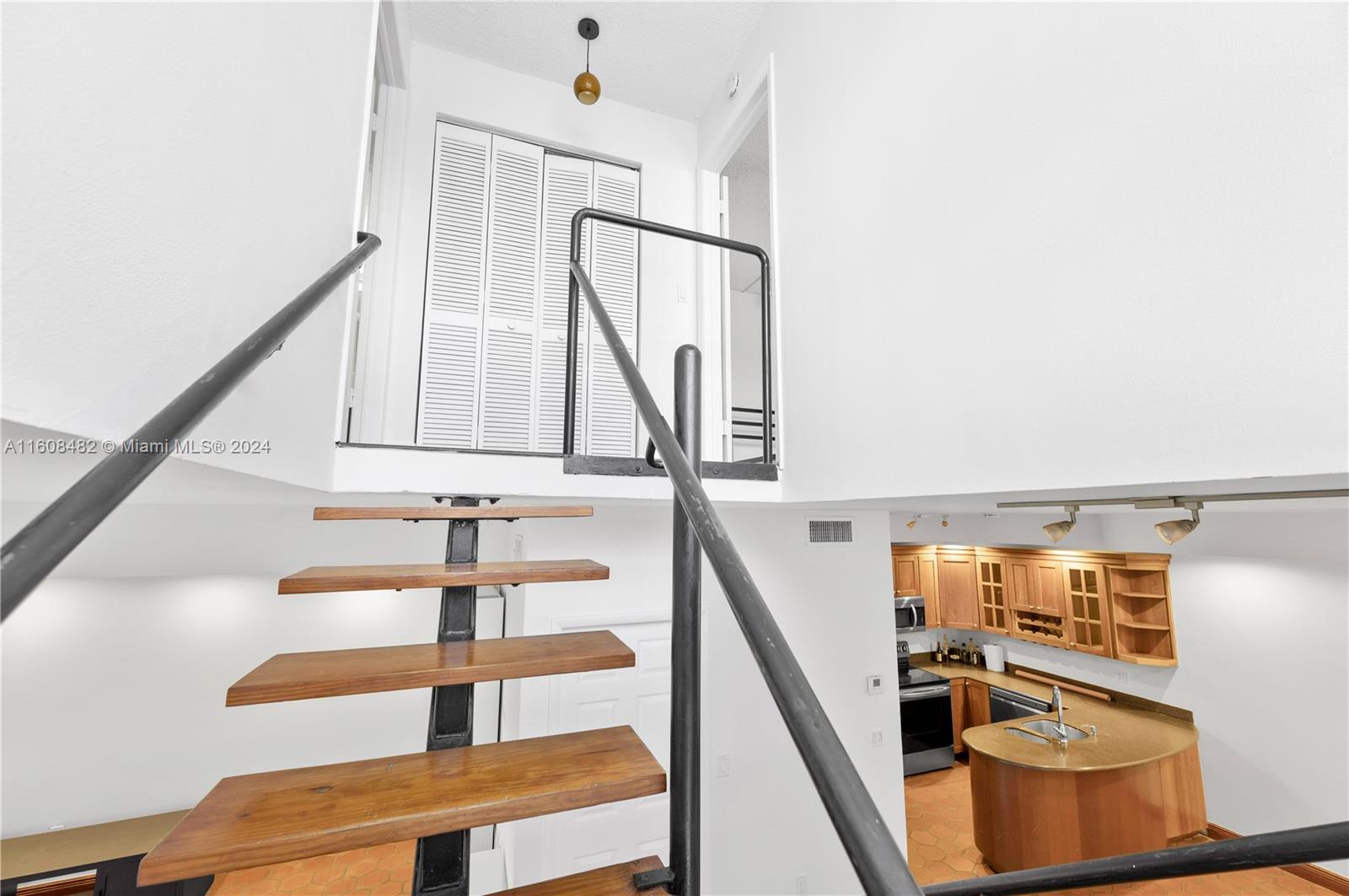 2400 Brickell Ave # 303D