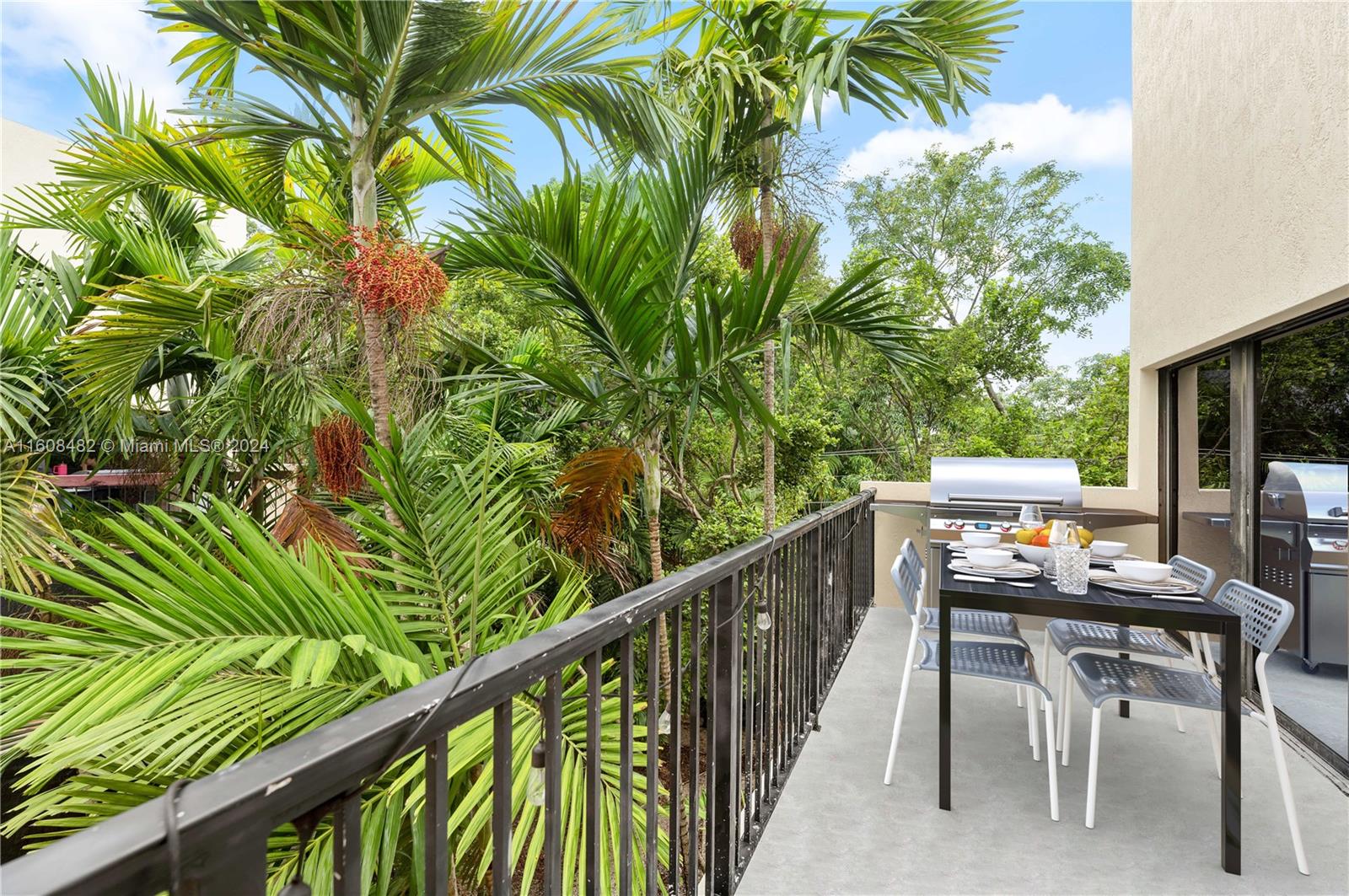 2400 Brickell Ave # 303D