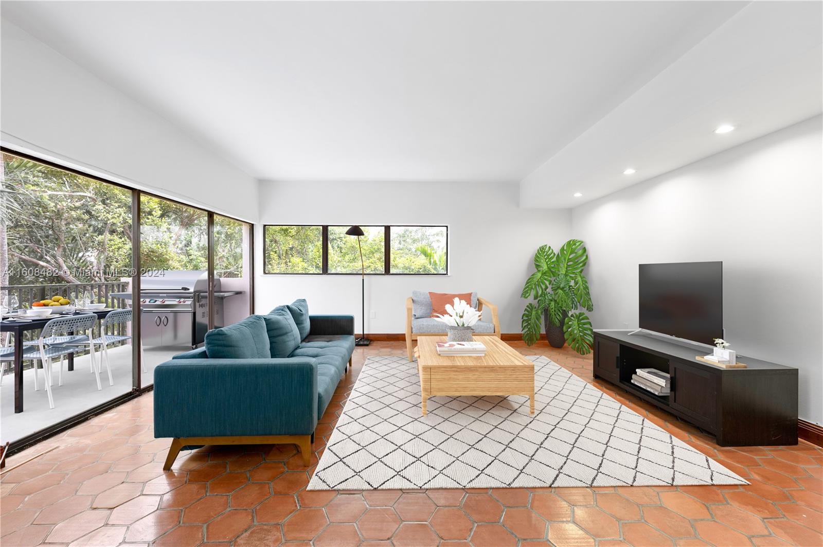 2400 Brickell Ave # 303D