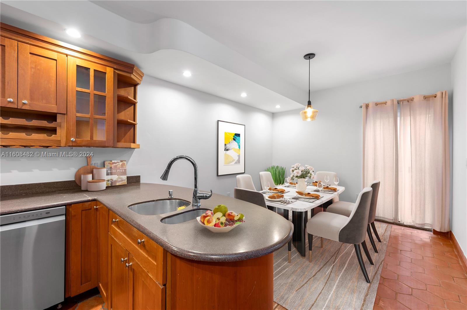 2400 Brickell Ave # 303D