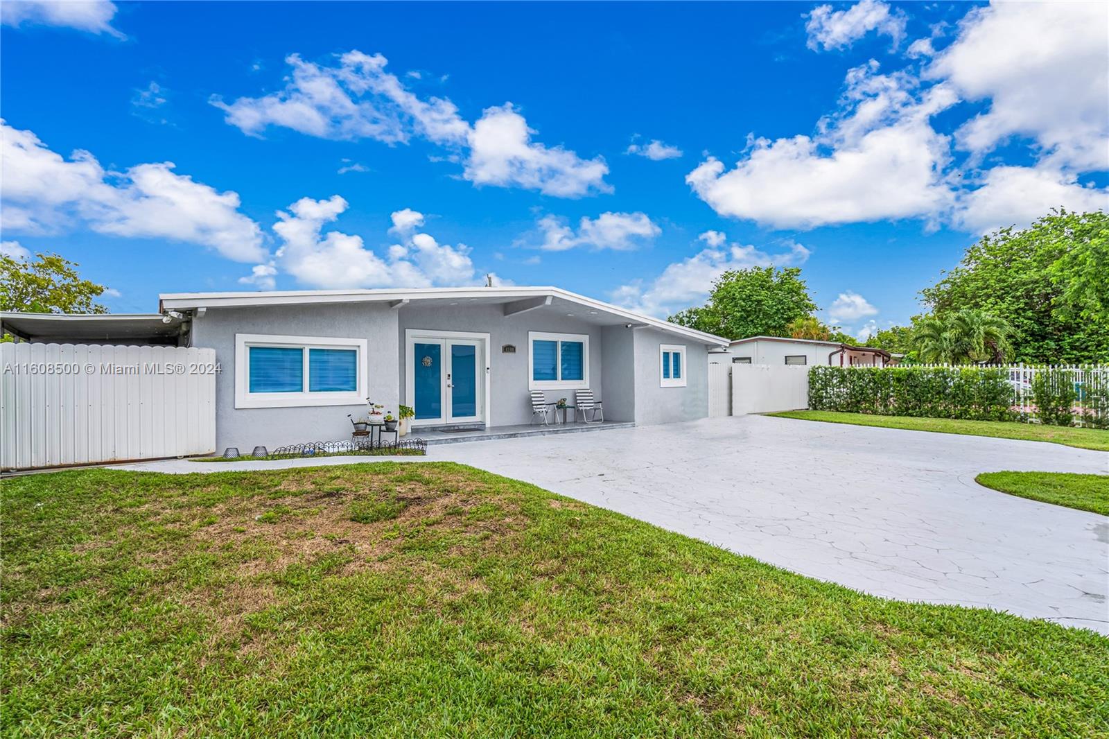 4140 SW 113th Ave