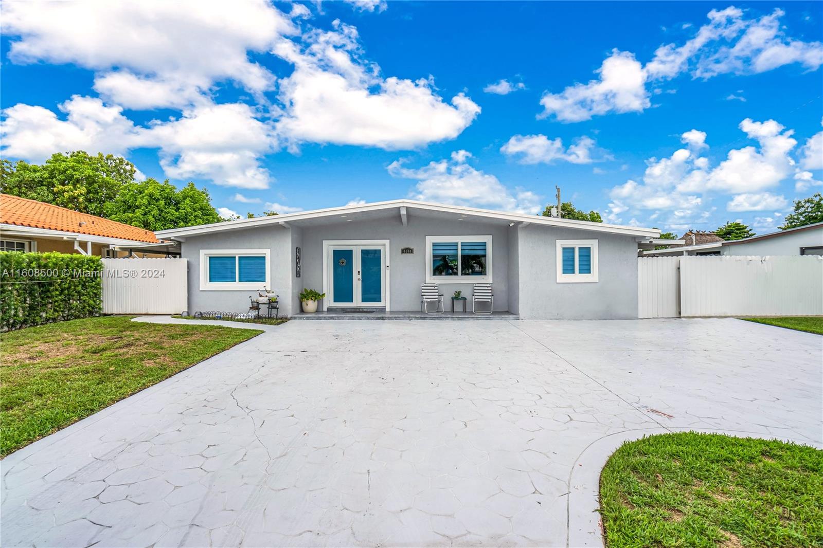 4140 SW 113th Ave