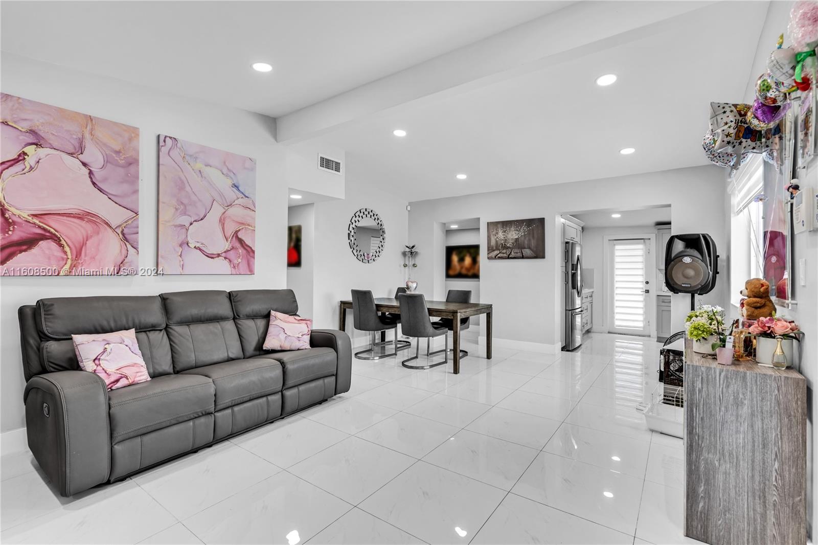4140 SW 113th Ave