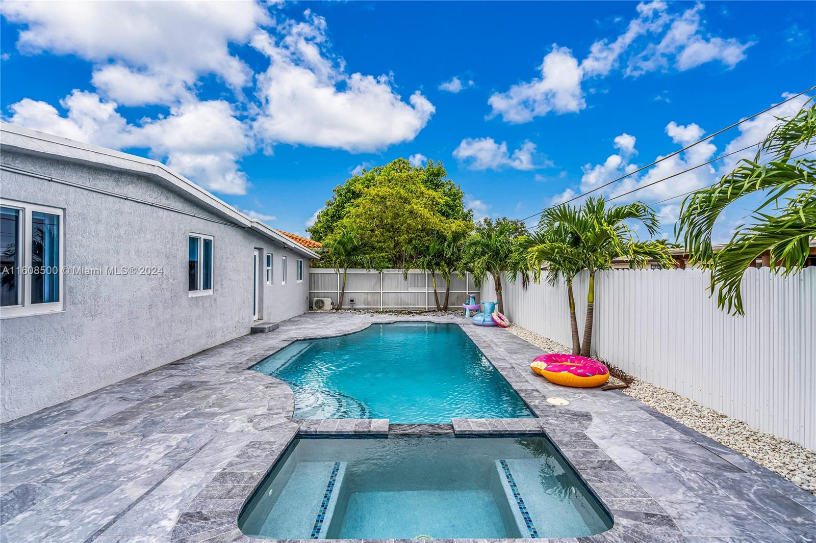 4140 SW 113th Ave