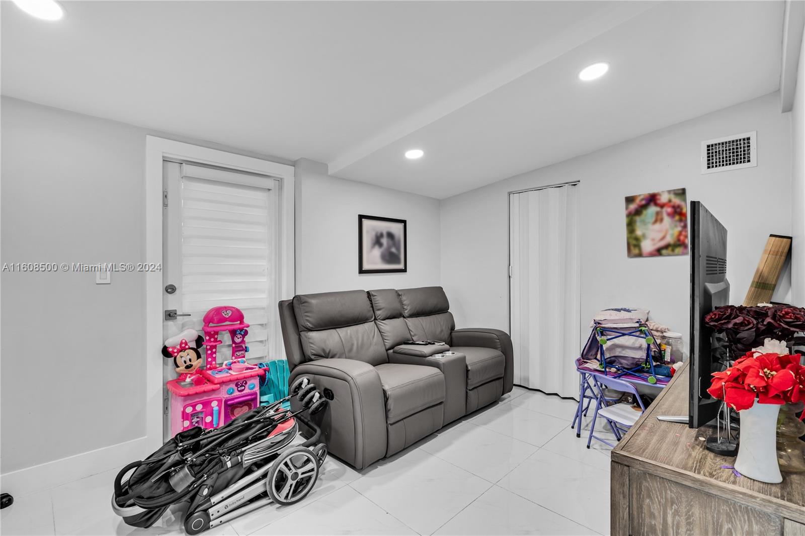 4140 SW 113th Ave