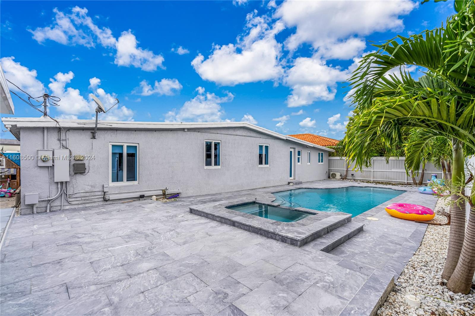 4140 SW 113th Ave