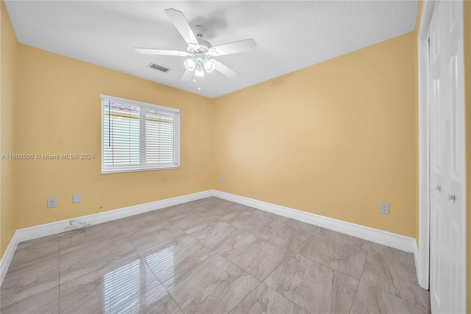 15835 SW 144th Ct