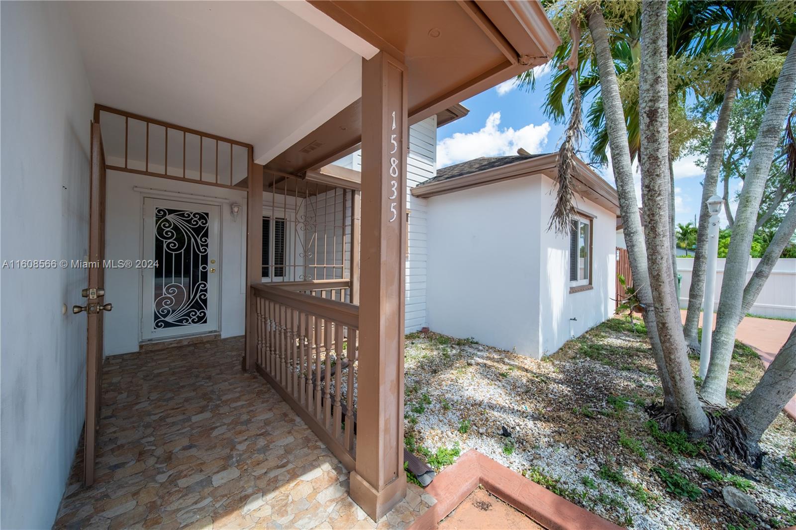 15835 SW 144th Ct