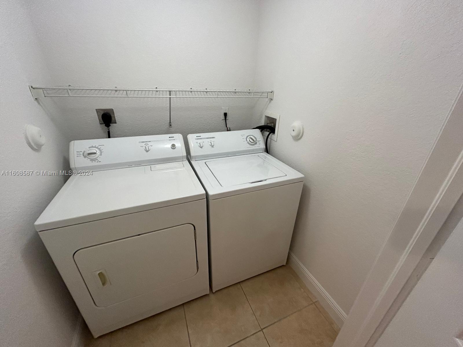 20950 SW 87th Ave # 205