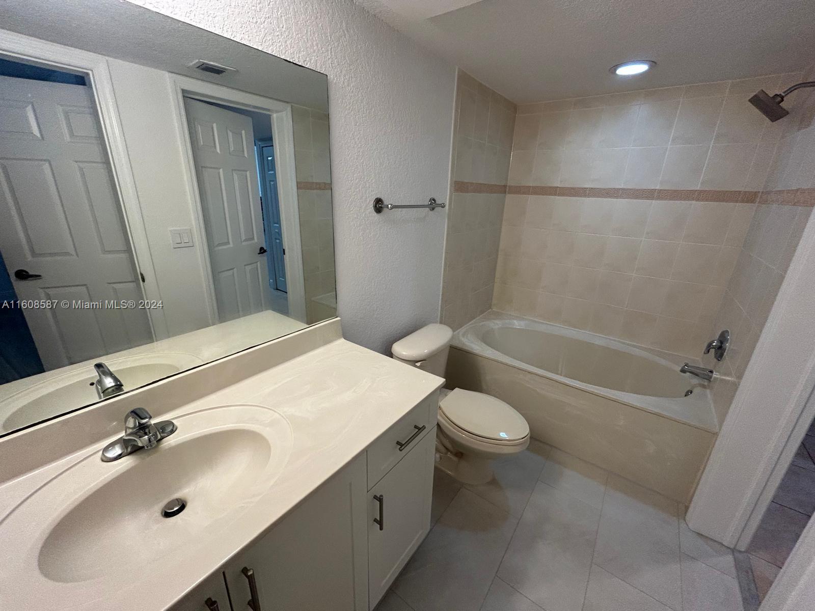 20950 SW 87th Ave # 205