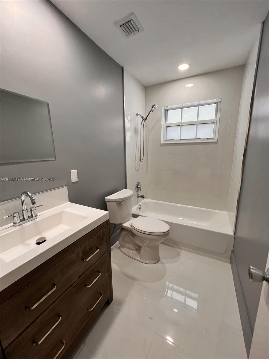 5001 SW 87 Place # 0