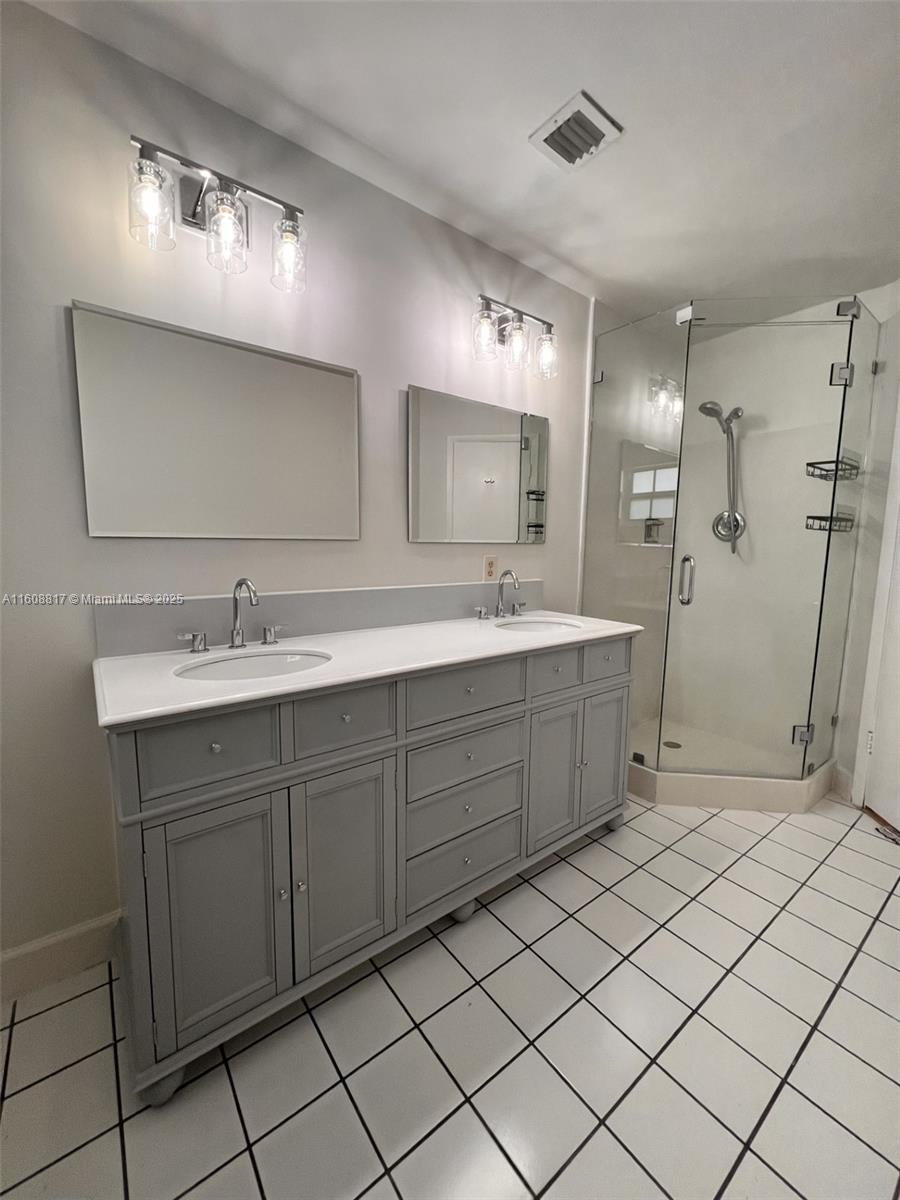 5001 SW 87 Place # 0
