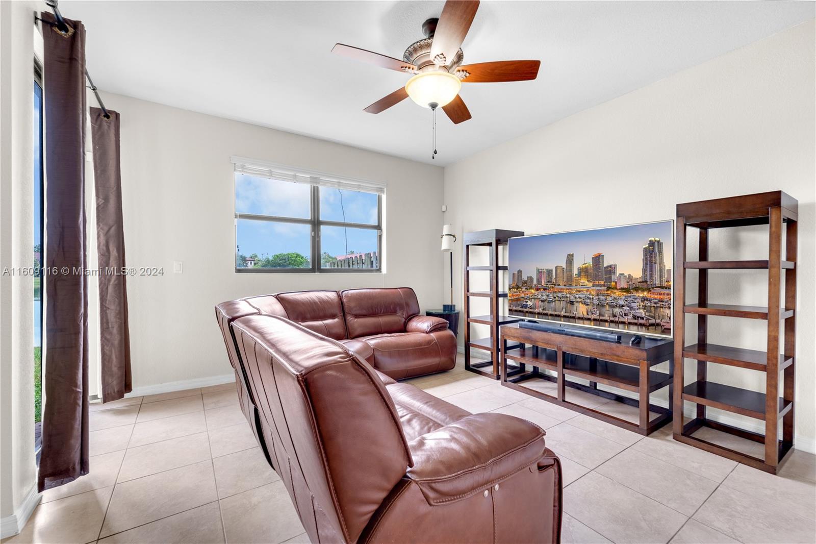 541 NE 33rd Ter # 541