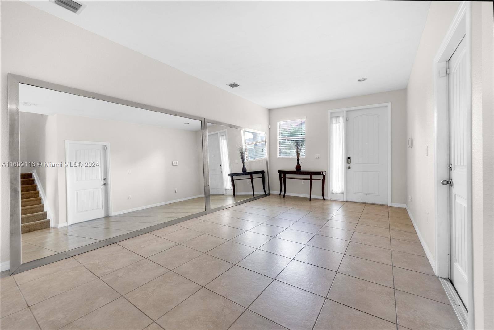 541 NE 33rd Ter # 541