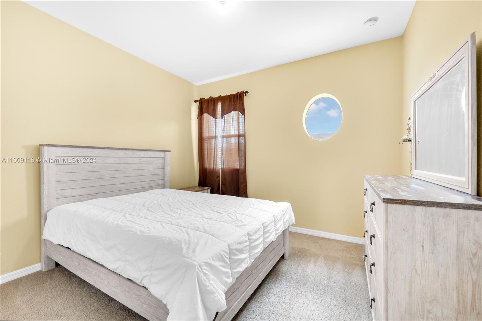 541 NE 33rd Ter # 541