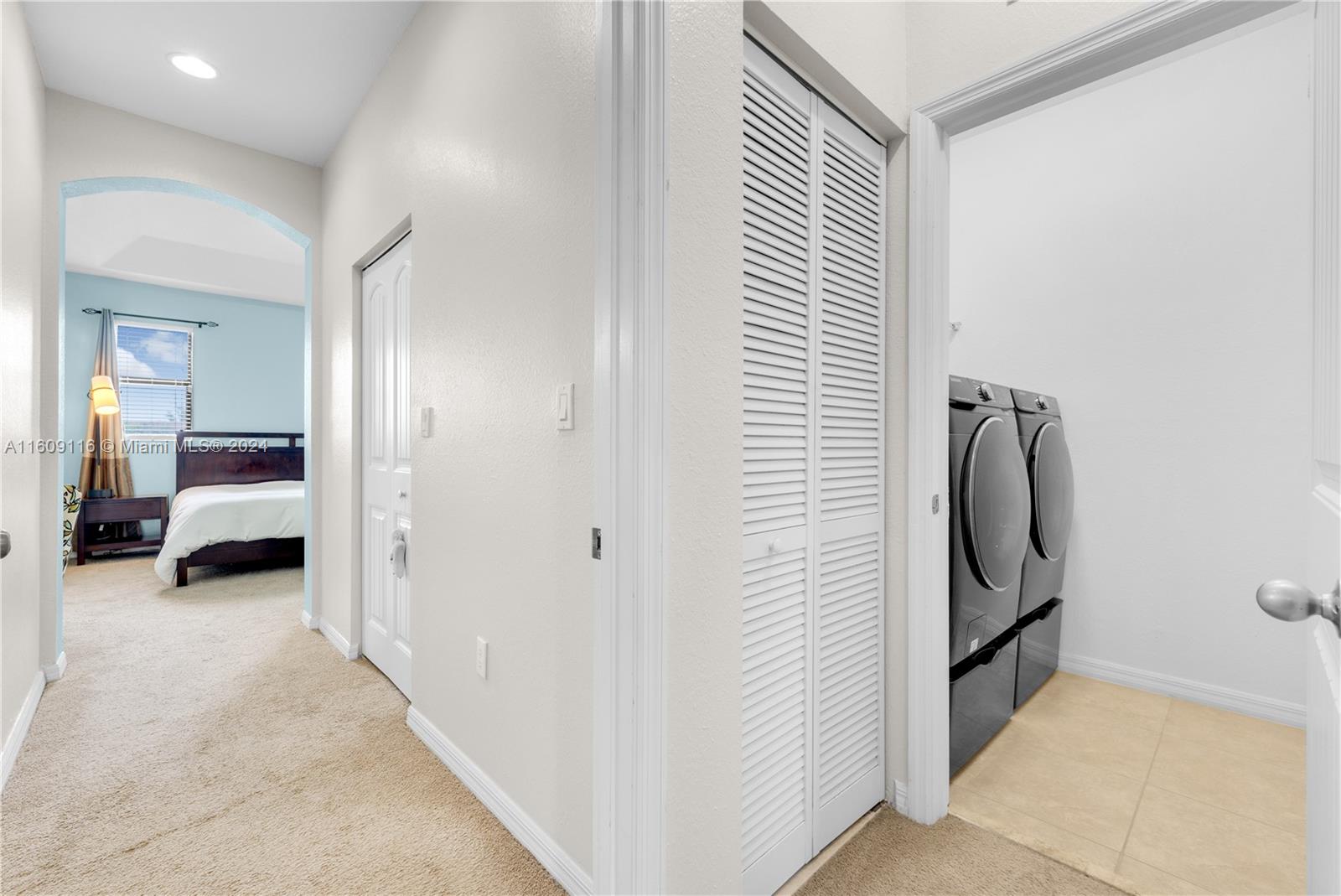 541 NE 33rd Ter # 541