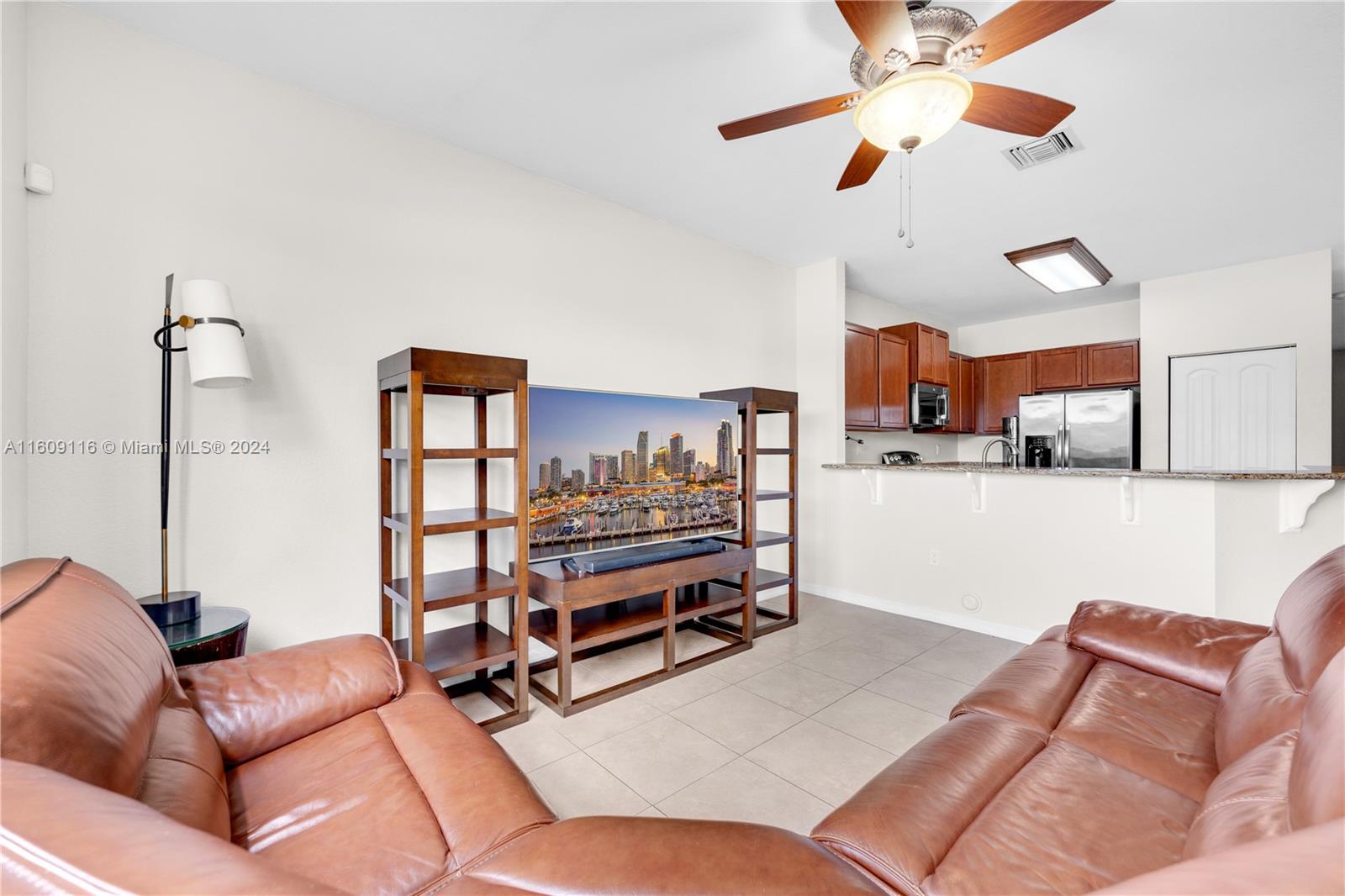 541 NE 33rd Ter # 541