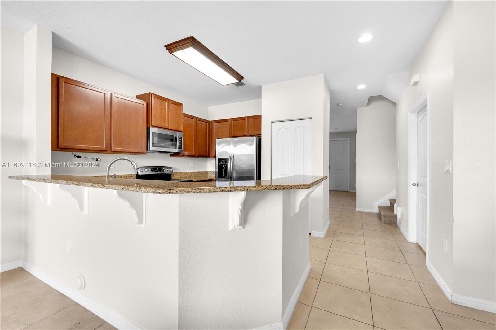 541 NE 33rd Ter # 541